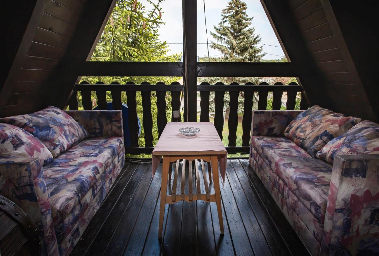 Alabastrom Panzio Es Etterem Bed & Breakfast Bogács Exterior photo