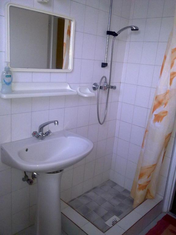 Alabastrom Panzio Es Etterem Bed & Breakfast Bogács Room photo